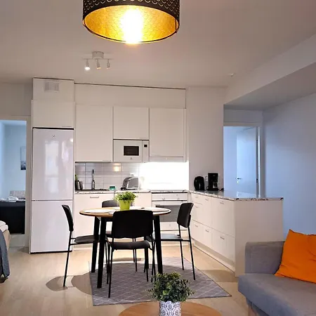 Kotimaailma Apartments, Tammelan Puistokatu 22, Parvekkeellinen Kolmio Appartement